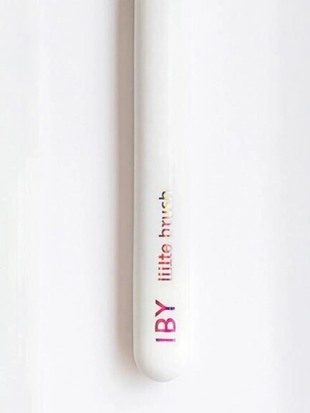 IBY BEAUTY Hilite Powder Brush